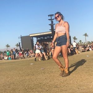 Meet your Posher, Hannah